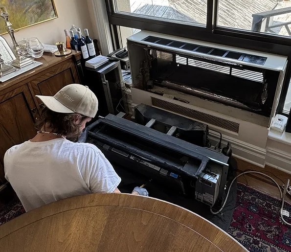 <!-- emergency_contact_alt -->